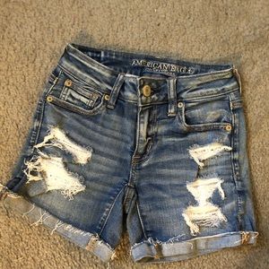 Lace ripped American Eagle midi shorts
